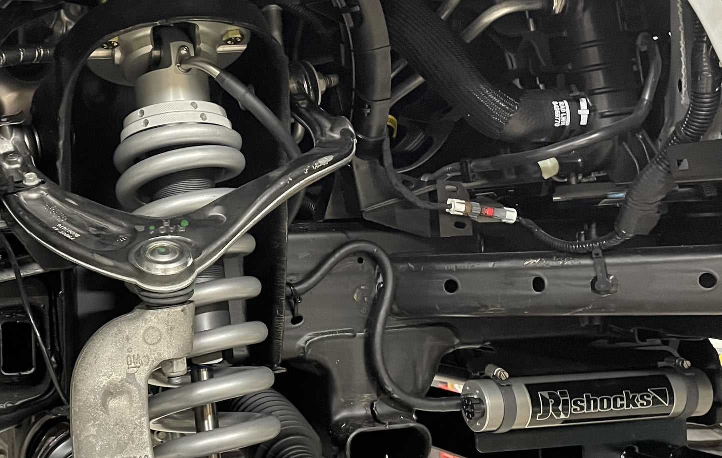 BLACKLAKE / JRI Suspension Package for 2019+ Chevy Silverado and GMC Sierra 1500