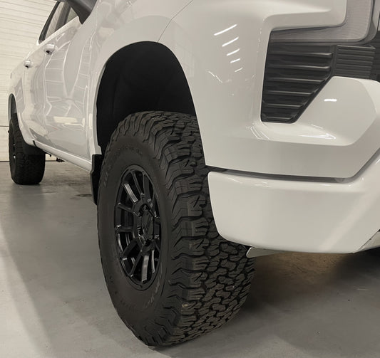 BLACKLAKE Front Wheel Well Kit to Enable 35" Tires