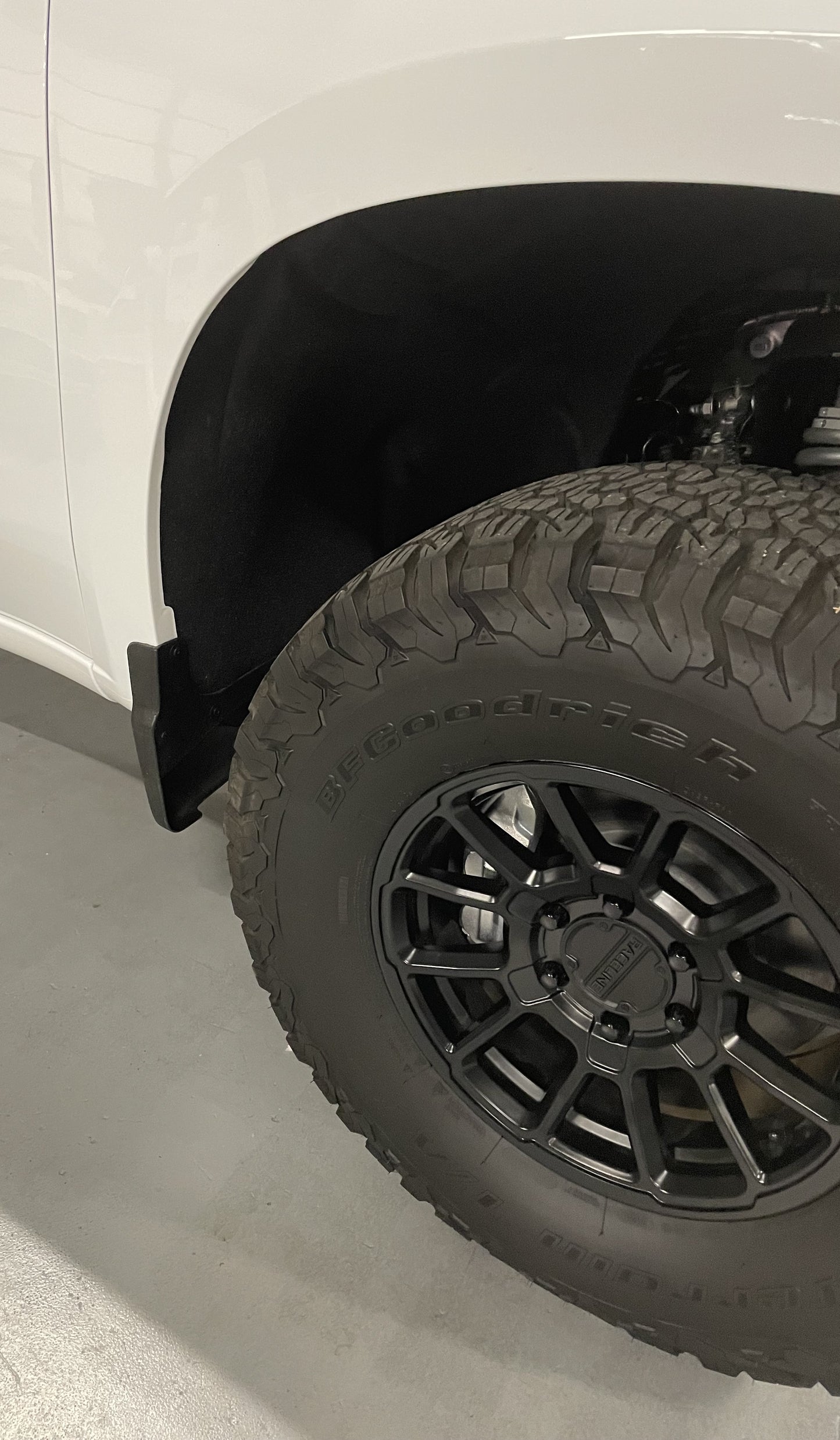 Raceline 17" Wheels for BLACKLAKE 35" Tire Kit